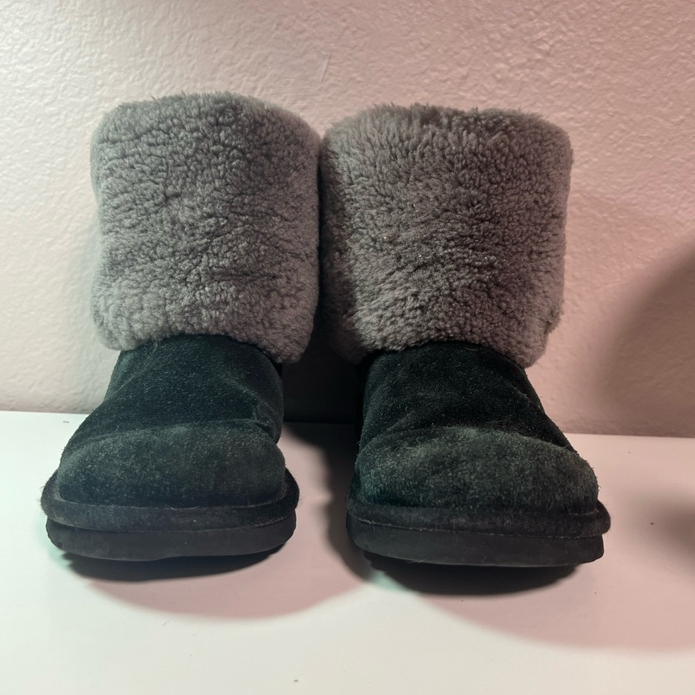 UGG Australia Ellee Black Genuine Fur Suede Winter Size 6 Boot #1001672 - Picture 2 of 6